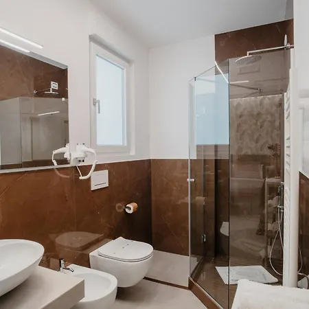 Πανσιόν Dimoramare